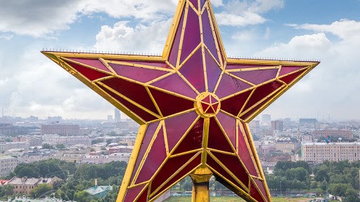 Что Связывает Рубиновые Звезды Кремля со Златоустом Первые звезды