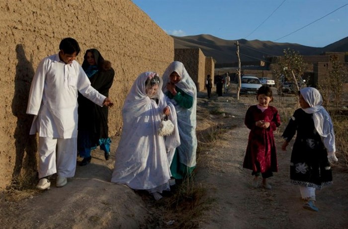 Жизнь Женщин в Афганистане Реальные Истории Видео Афганистан талибов
