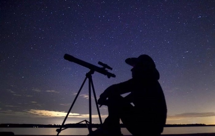 Опытные «звездные наблюдатели» знают - лучшая позиция для наблюдения всегда находится рядом с озером