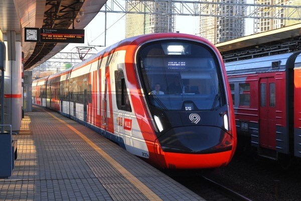 Поезд «Иволга 2.0» на линии МЦД